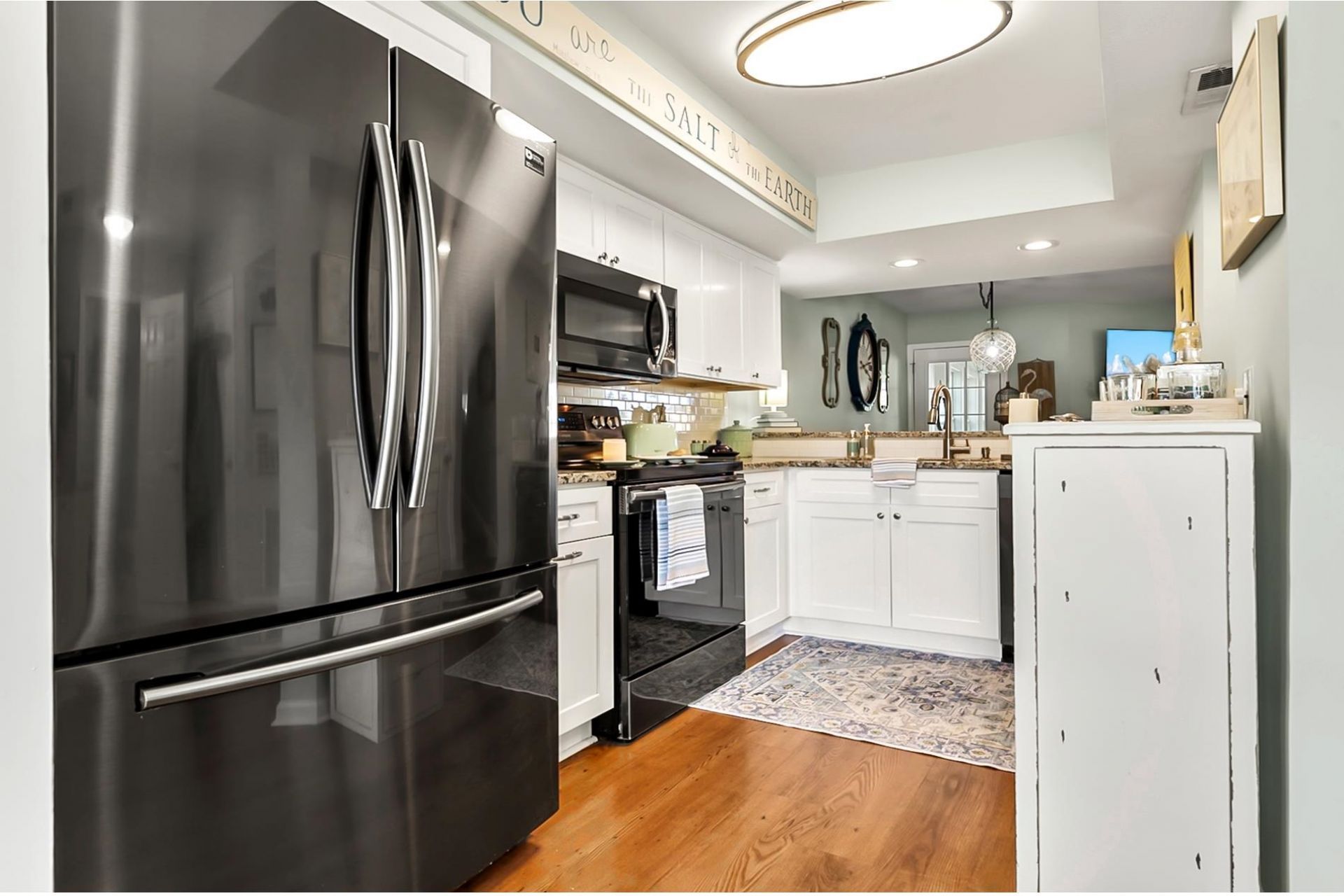 1 Shadow Moss Pl.  Photo 18