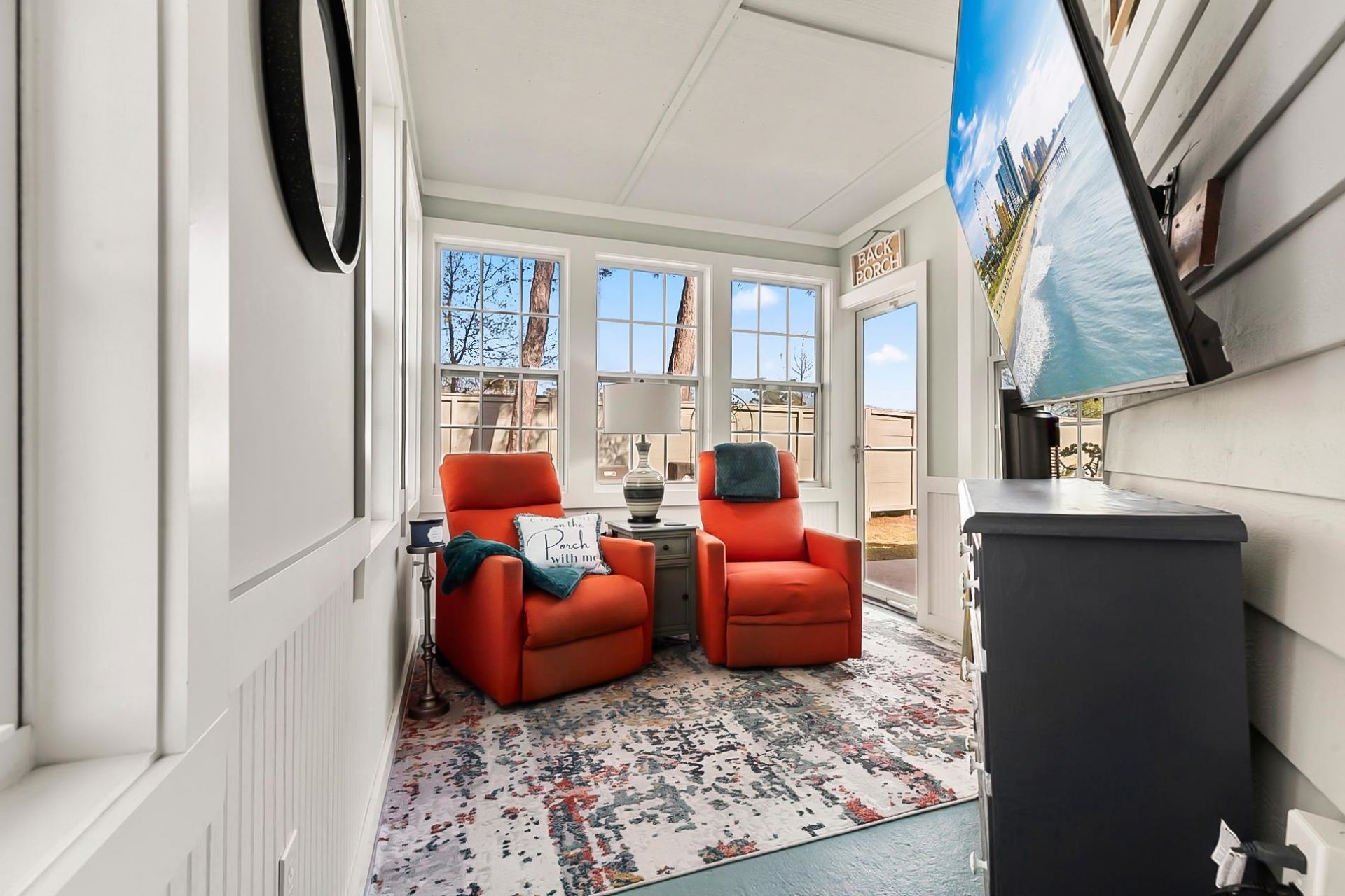 1 Shadow Moss Pl.  Photo 23