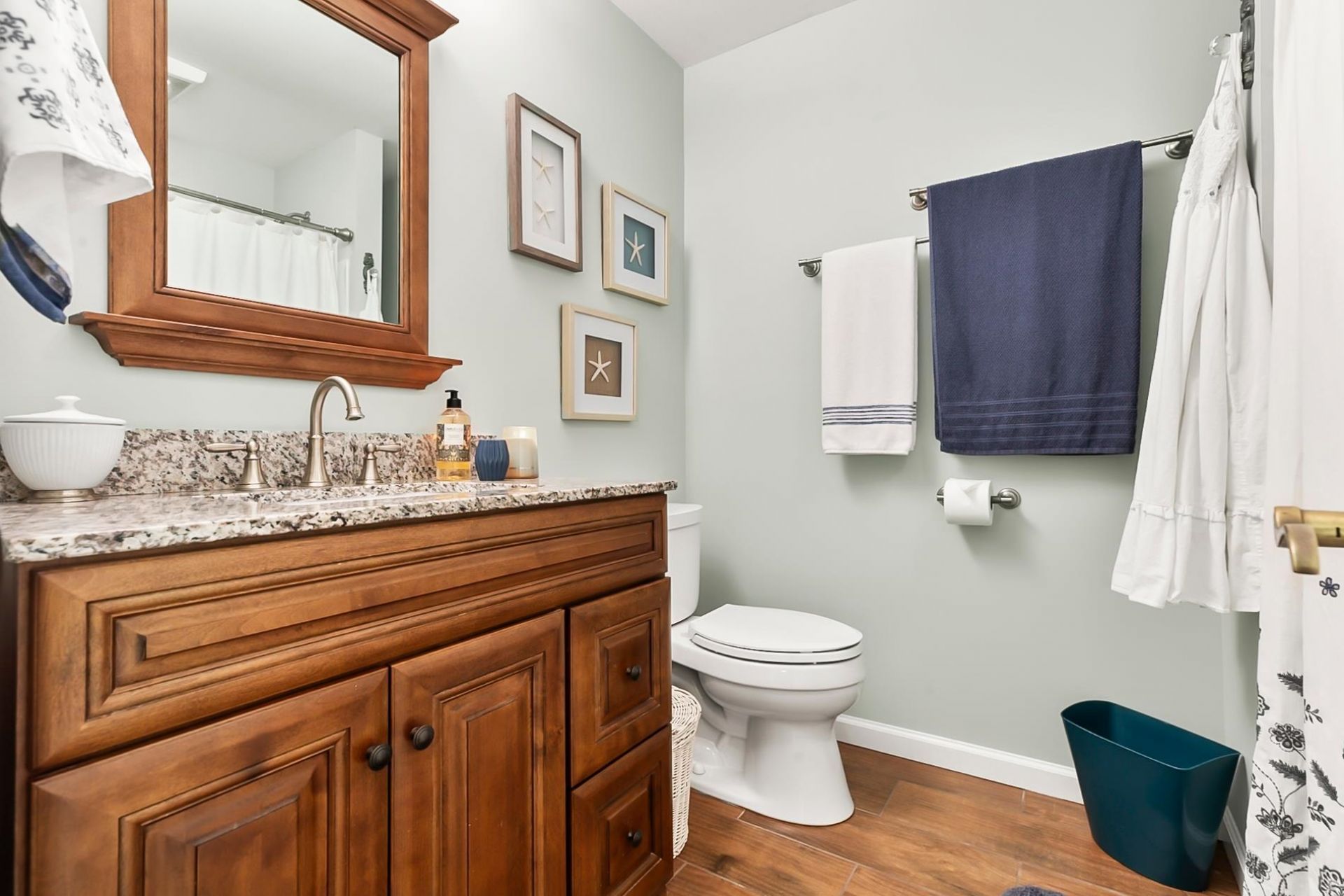 1 Shadow Moss Pl.  Photo 40