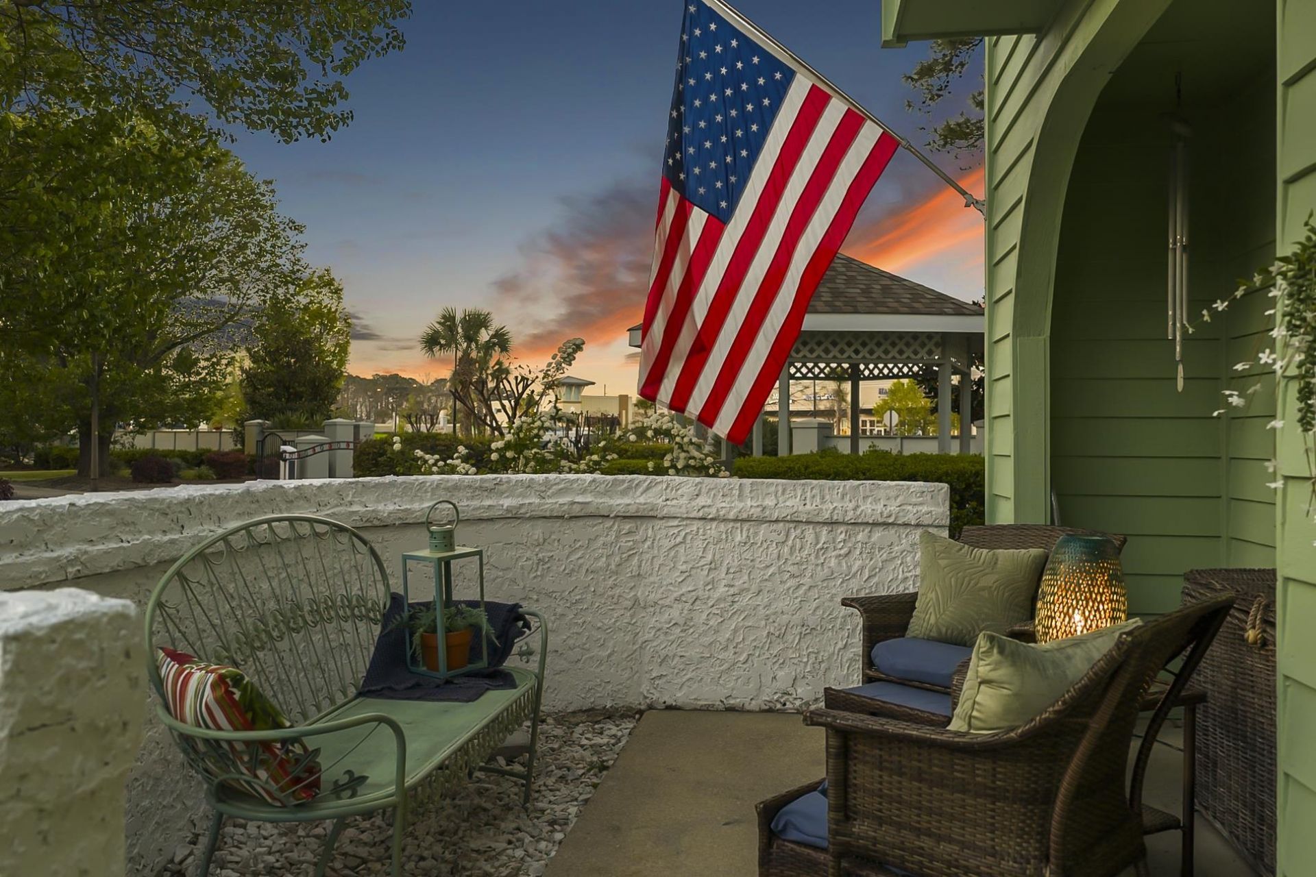 1 Shadow Moss Pl.  Photo 6