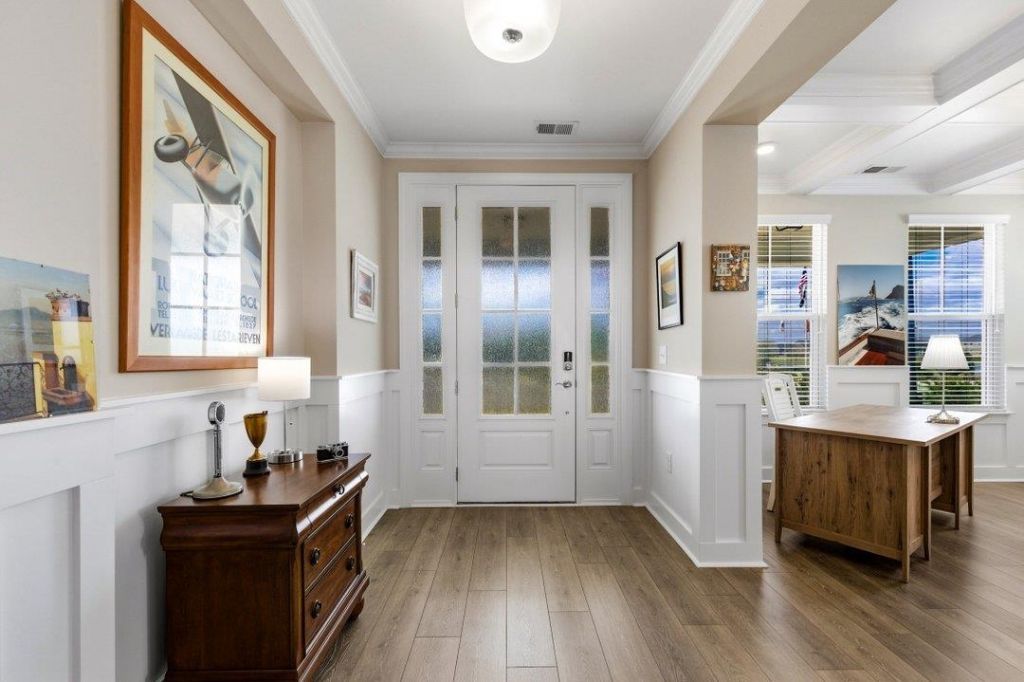 2077 Singing Palm Loop Photo 11