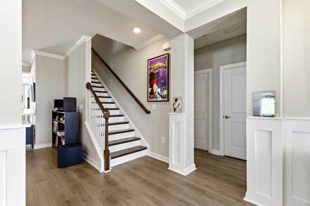 2077 Singing Palm Loop Photo 13