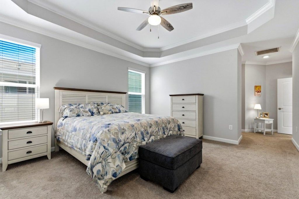 2077 Singing Palm Loop Photo 17