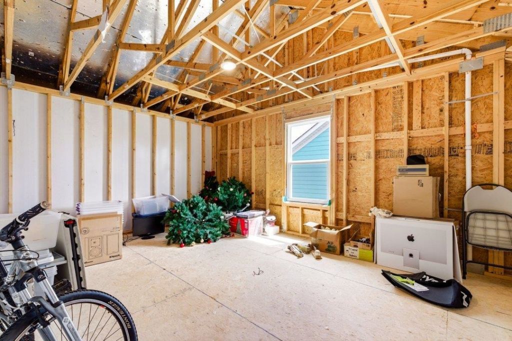 2077 Singing Palm Loop Photo 29