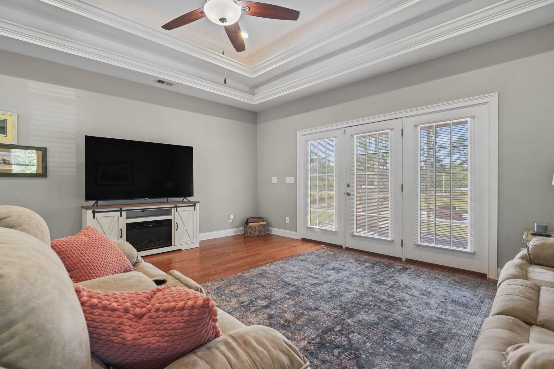 4867 Peachtree Rd Photo 25