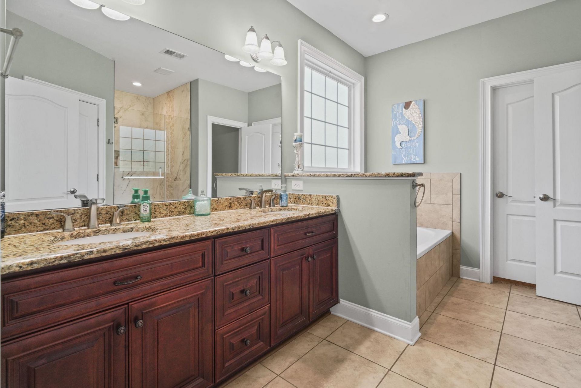 4867 Peachtree Rd Photo 39