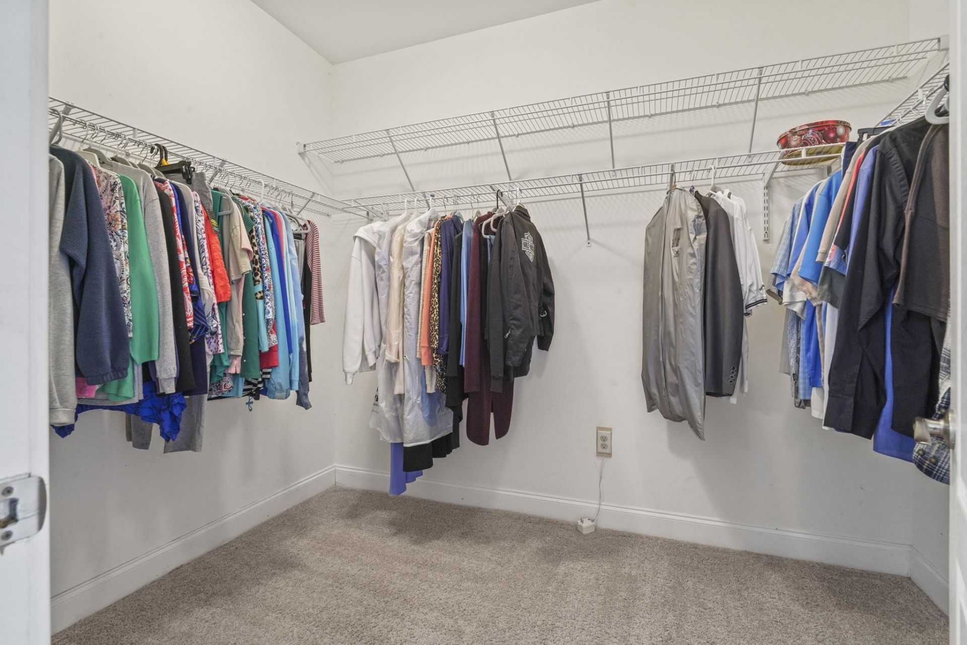 4867 Peachtree Rd Photo 40