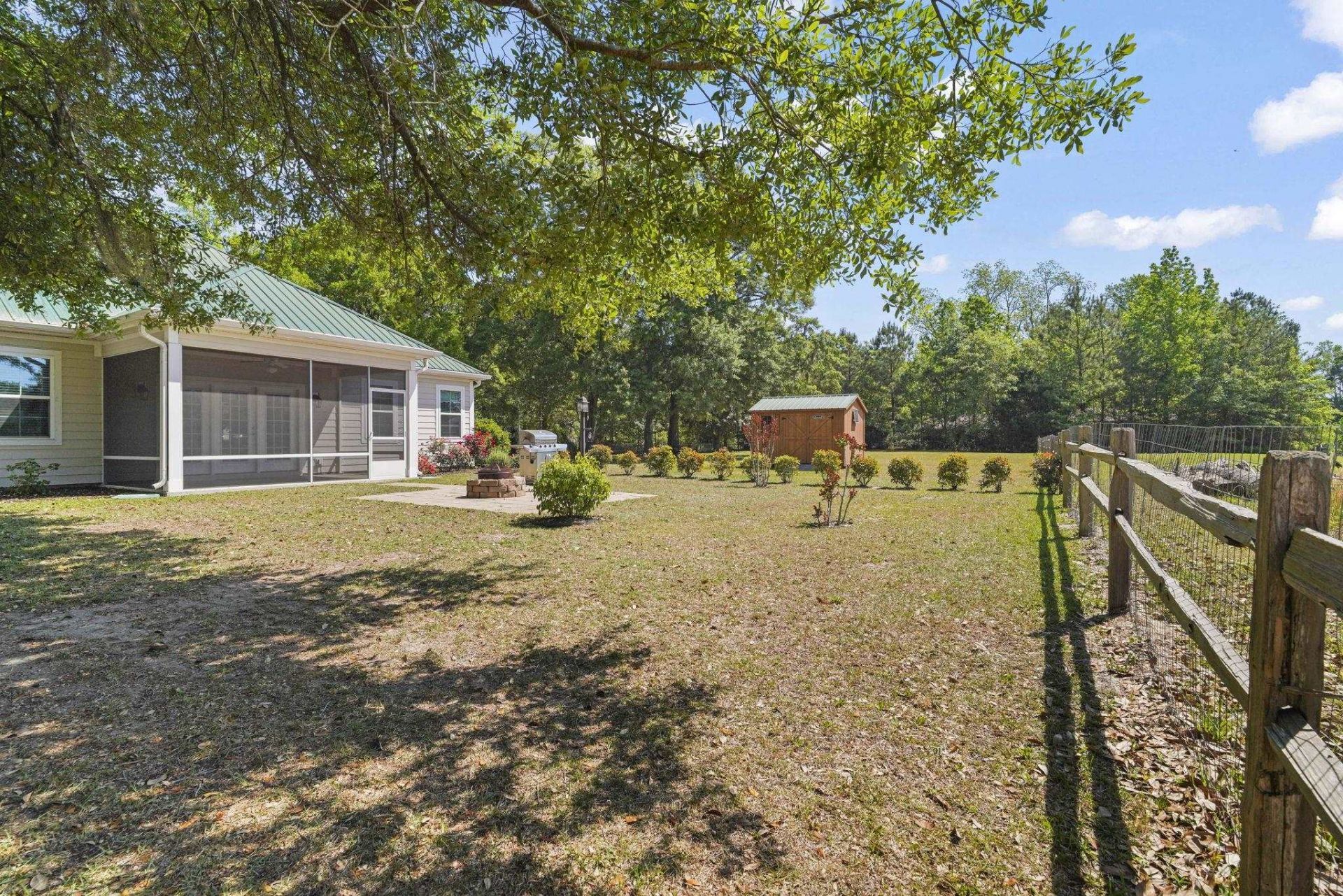 4867 Peachtree Rd Photo 47