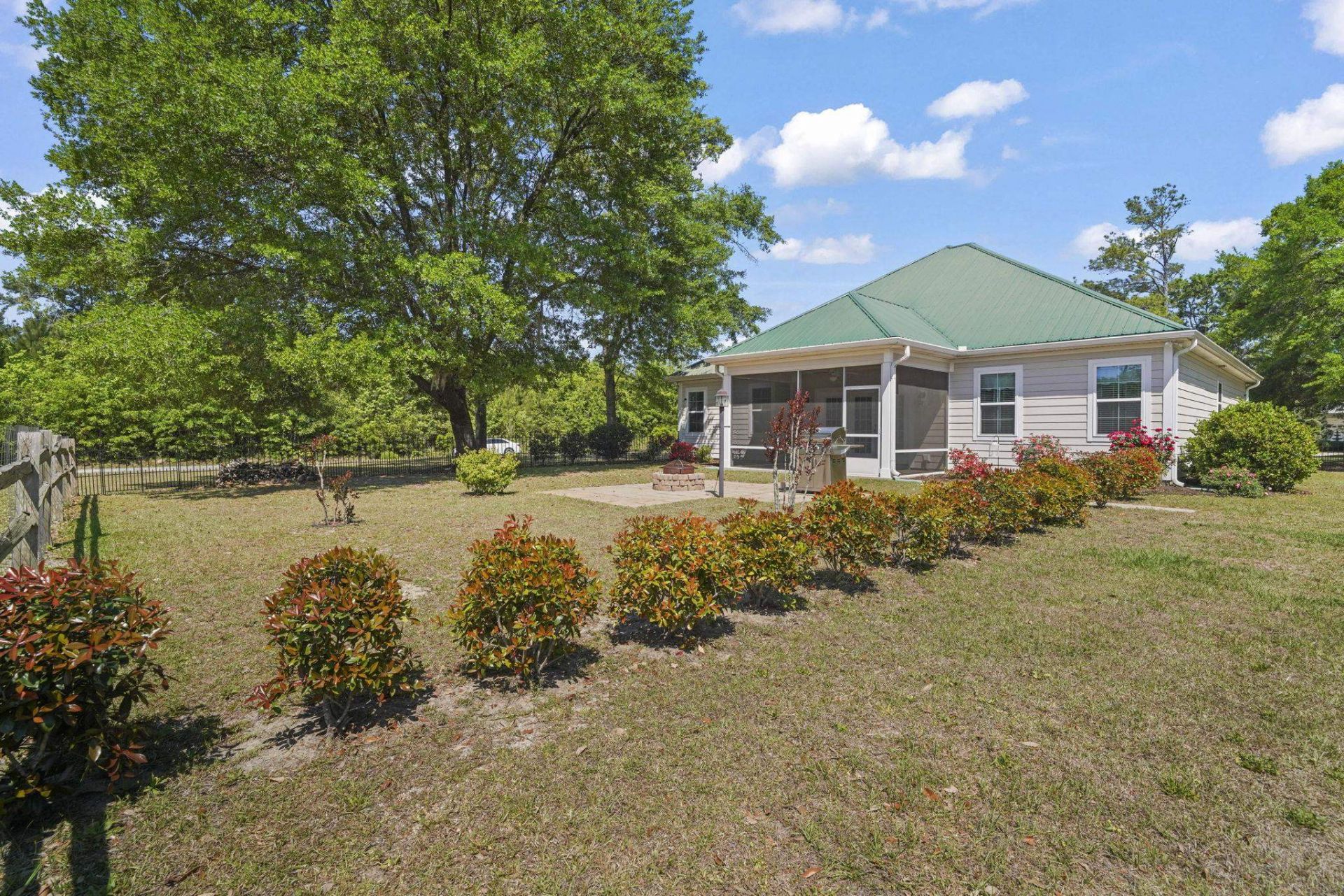 4867 Peachtree Rd Photo 48