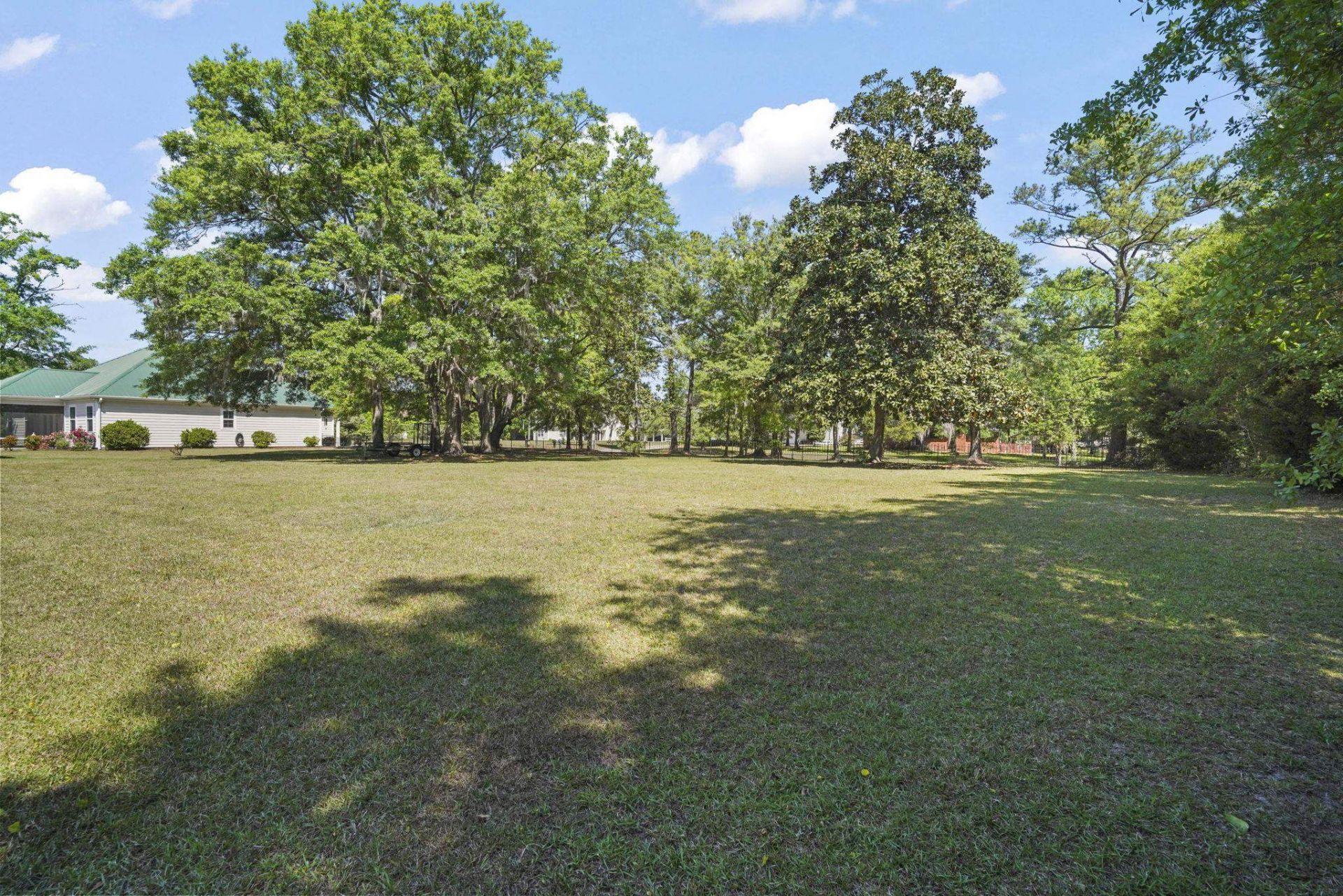 4867 Peachtree Rd Photo 52