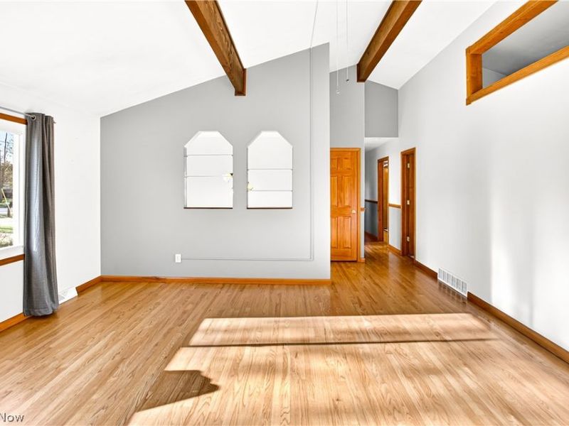 889 Pennys Drive, Brunswick, OH 44212 Photo 12