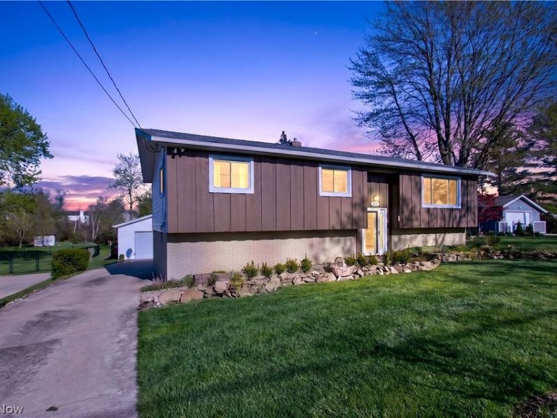 889 Pennys Drive, Brunswick, OH 44212 Photo 4