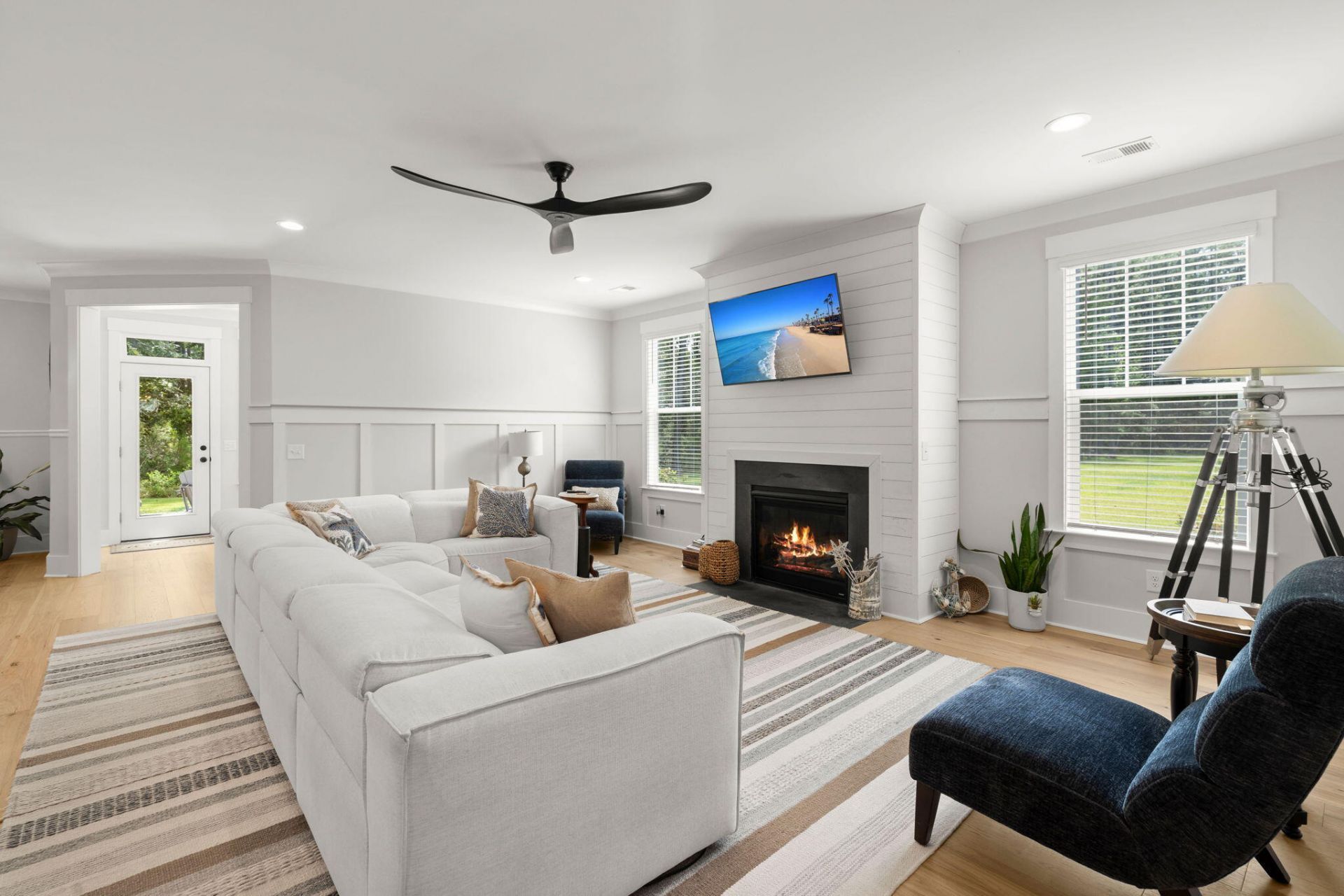 408 Henry Joseph Way Photo 7