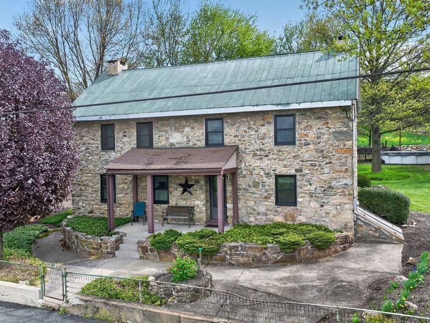 1786 Weisstown Road, Boyertown, PA 19512 Main Photo