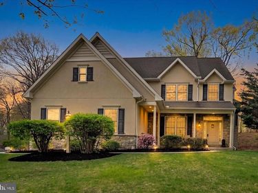 204 IRON VALLEY DRIVE, LEBANON, PA 17042