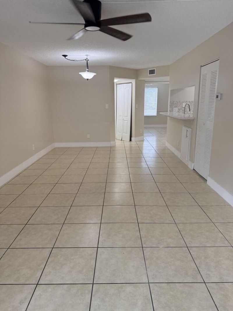 998 Coral Club Drive, Unit 998, Coral Springs, FL 33071 Photo