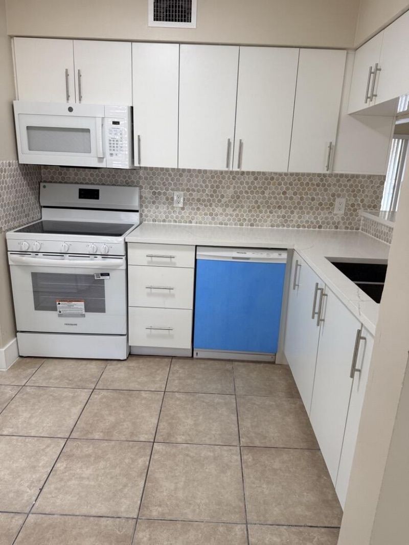 998 Coral Club Drive, Unit 998, Coral Springs, FL 33071 Photo