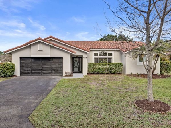 2881 NW 98th Way, Coral Springs, FL 33065