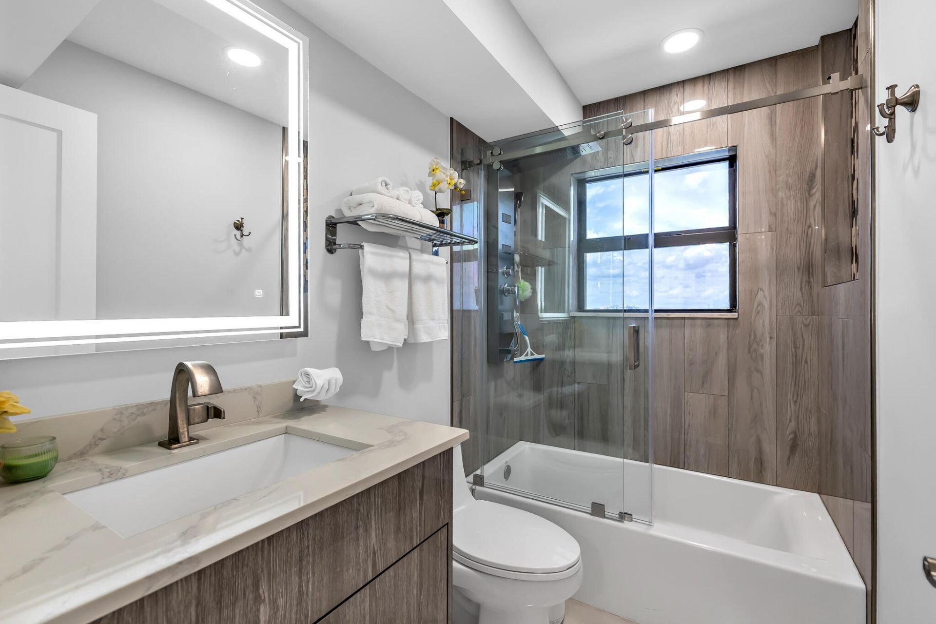 2221 Cypress Island Drive, Unit 708, Pompano Beach, FL 33069 Photo