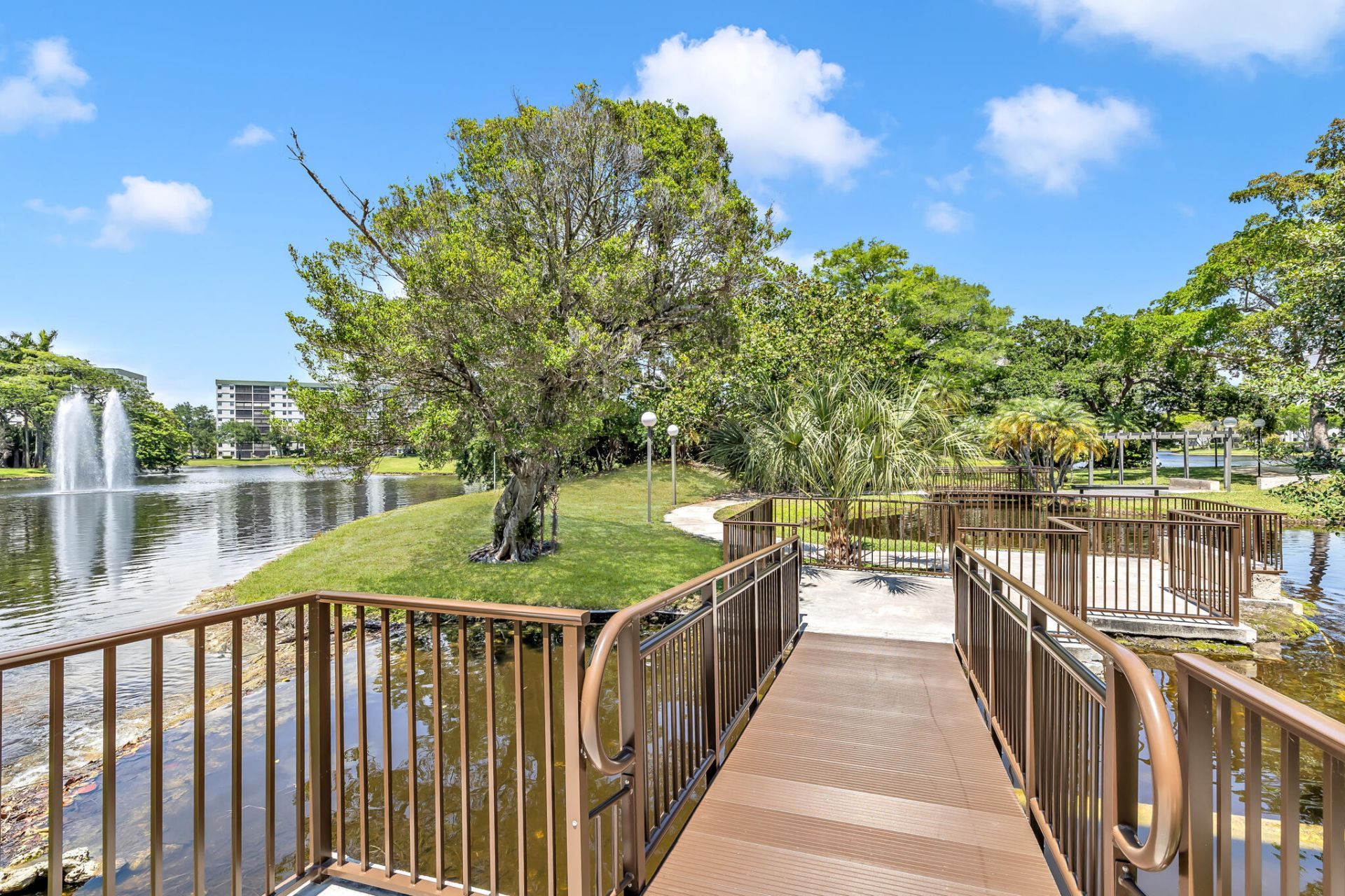 2221 Cypress Island Drive, Unit 708, Pompano Beach, FL 33069 Photo