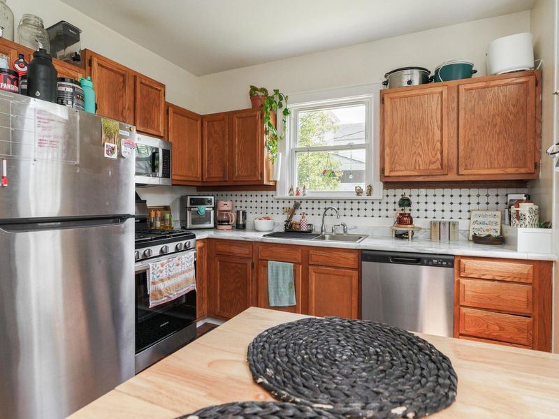 245 - 247 Crestview Road, Columbus, OH 43202 Photo 9