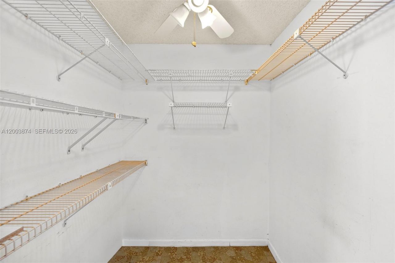 600 Three Islands Blvd, Unit 1707, Hallandale Beach, FL 33009 Photo