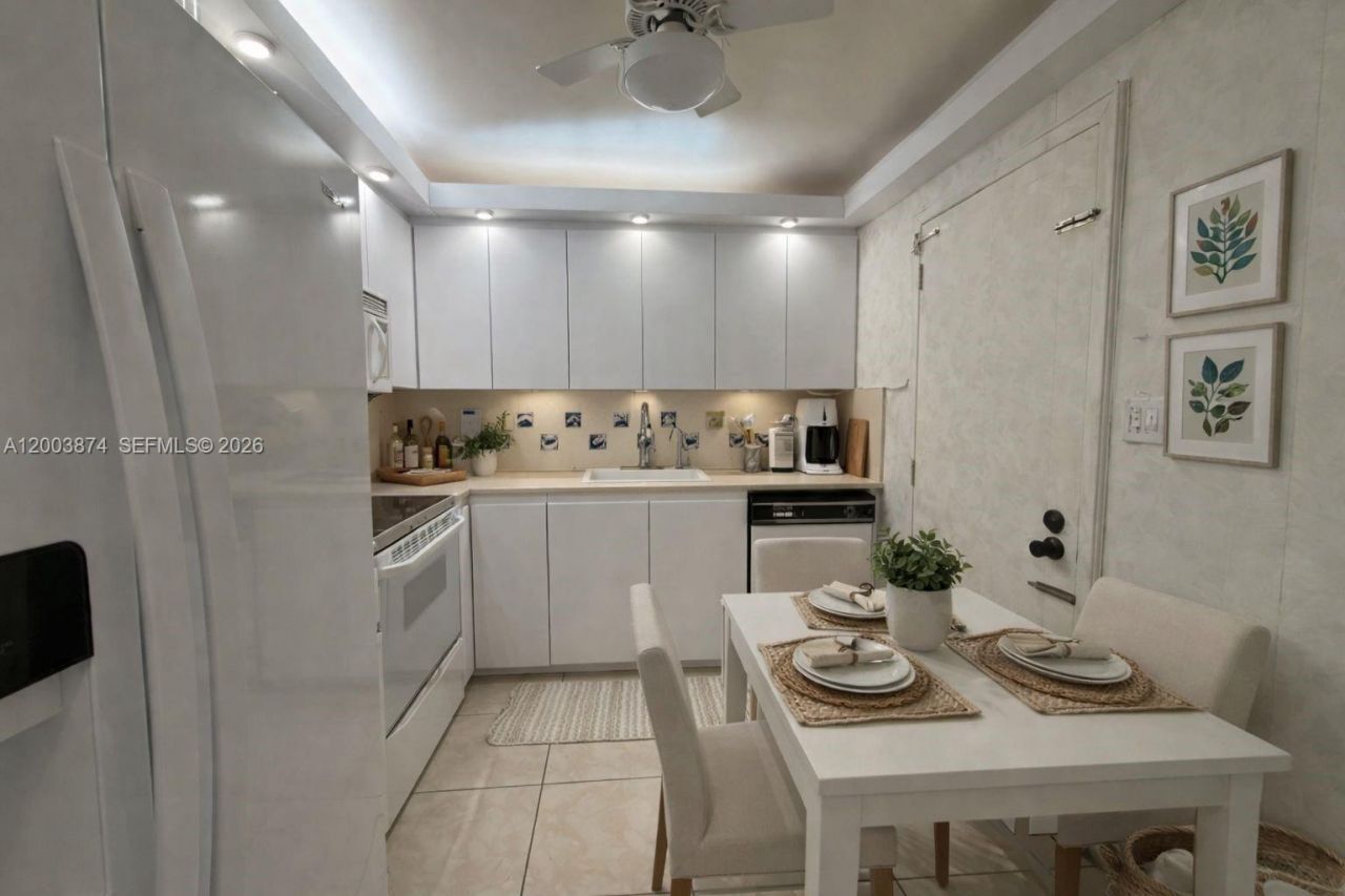 600 Three Islands Blvd, Unit 1707, Hallandale Beach, FL 33009 Photo