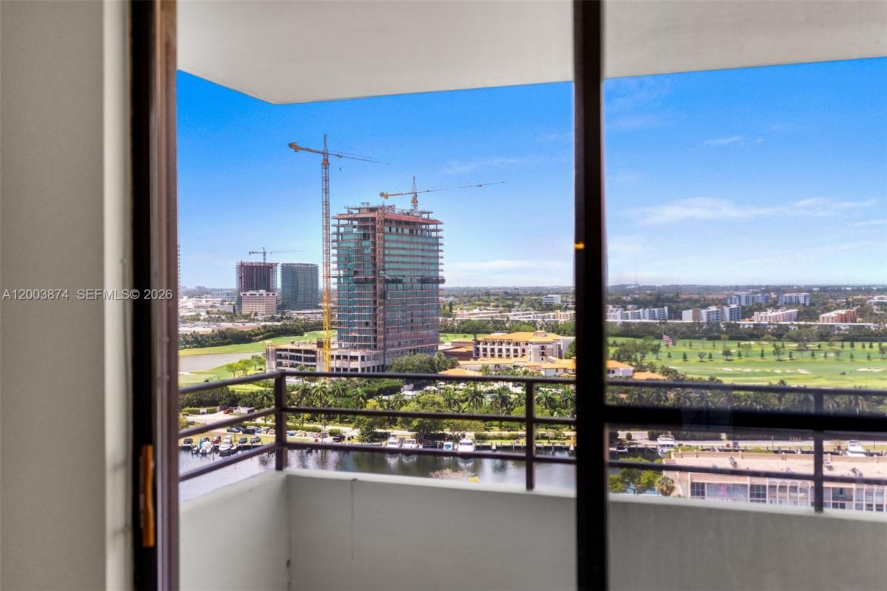 600 Three Islands Blvd, Unit 1707, Hallandale Beach, FL 33009 Photo