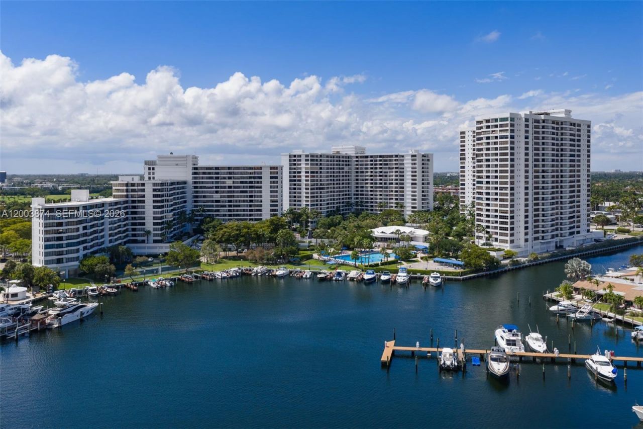 600 Three Islands Blvd, Unit 1707, Hallandale Beach, FL 33009 Photo
