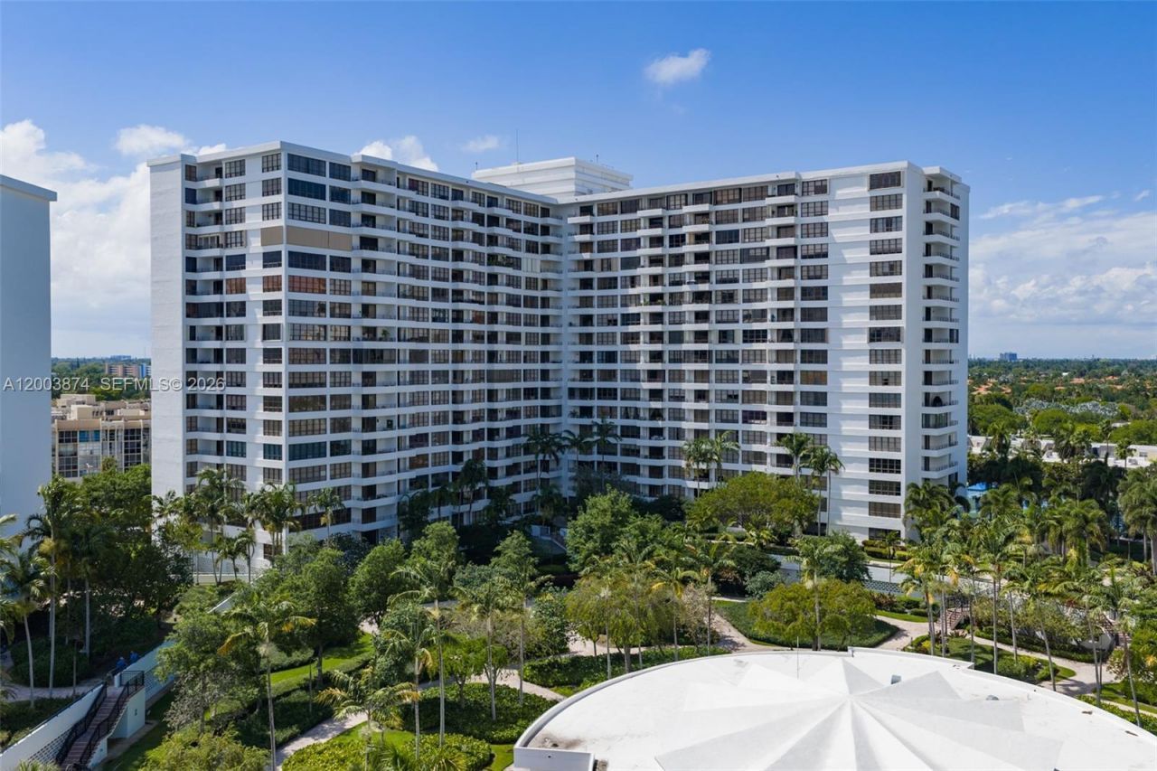 600 Three Islands Blvd, Unit 1707, Hallandale Beach, FL 33009 Photo