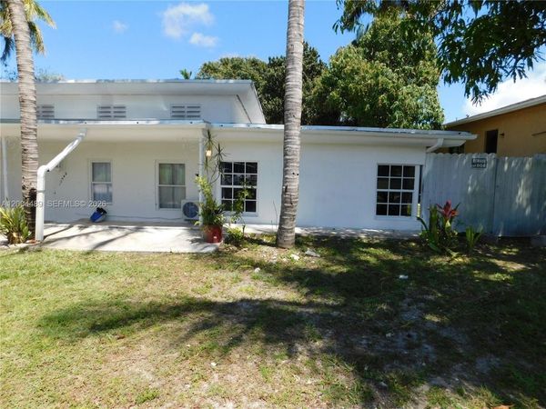 10945 NW 19th Ave , Unit B, Miami, FL 33167