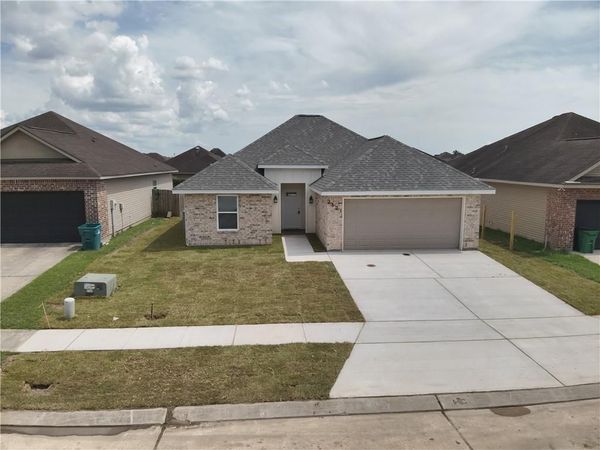 4412 PARK SHORE Drive, Marrero, LA 70072