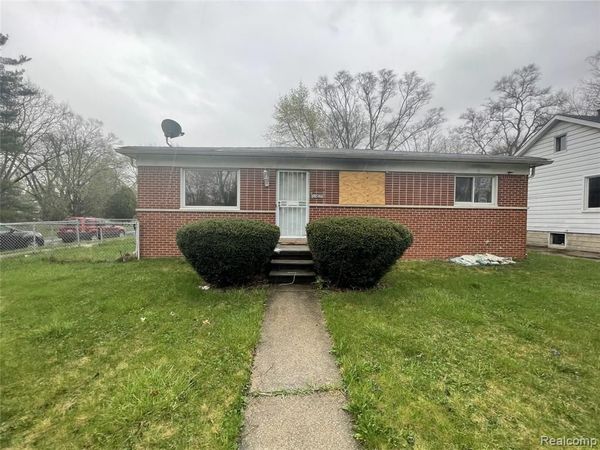 15510 Faircrest Street, Detroit, MI 48205