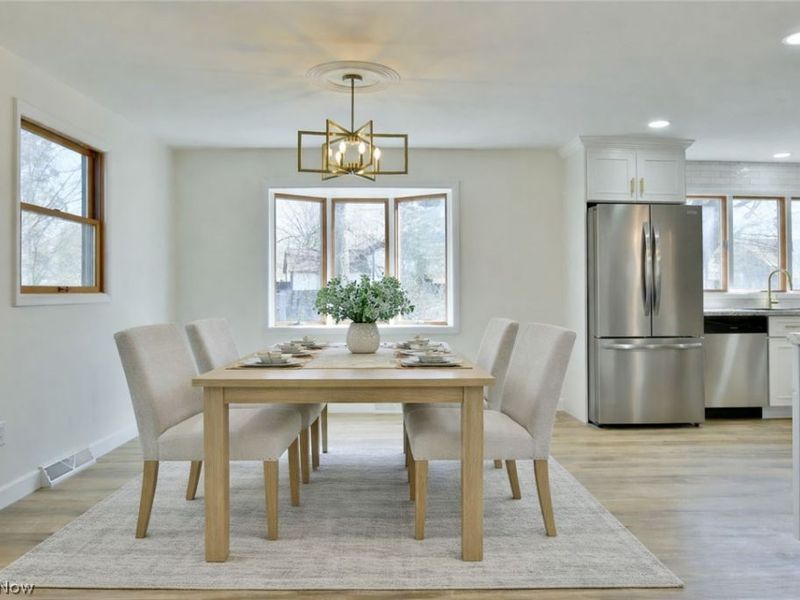 8351 Chesterton Drive, Youngstown, OH 44514 Photo 10