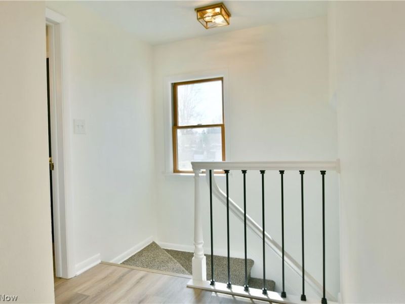 8351 Chesterton Drive, Youngstown, OH 44514 Photo 14