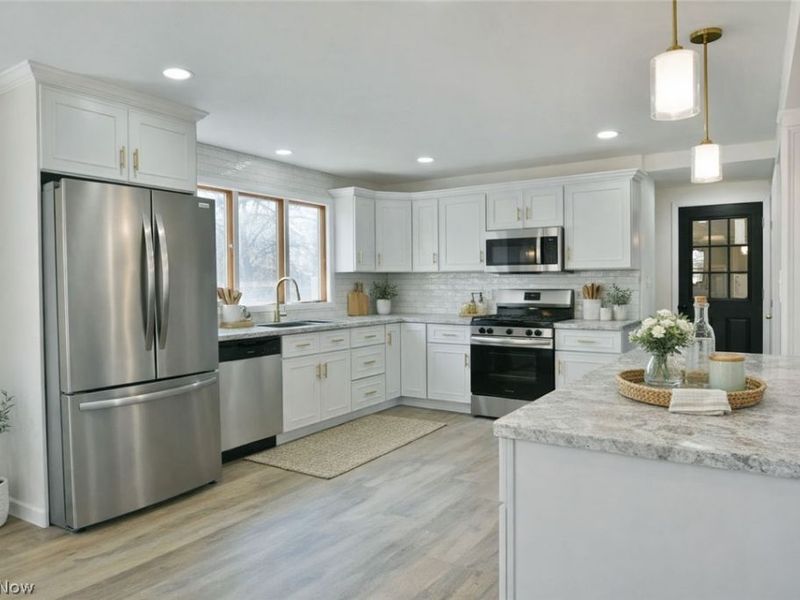 8351 Chesterton Drive, Youngstown, OH 44514 Photo 8