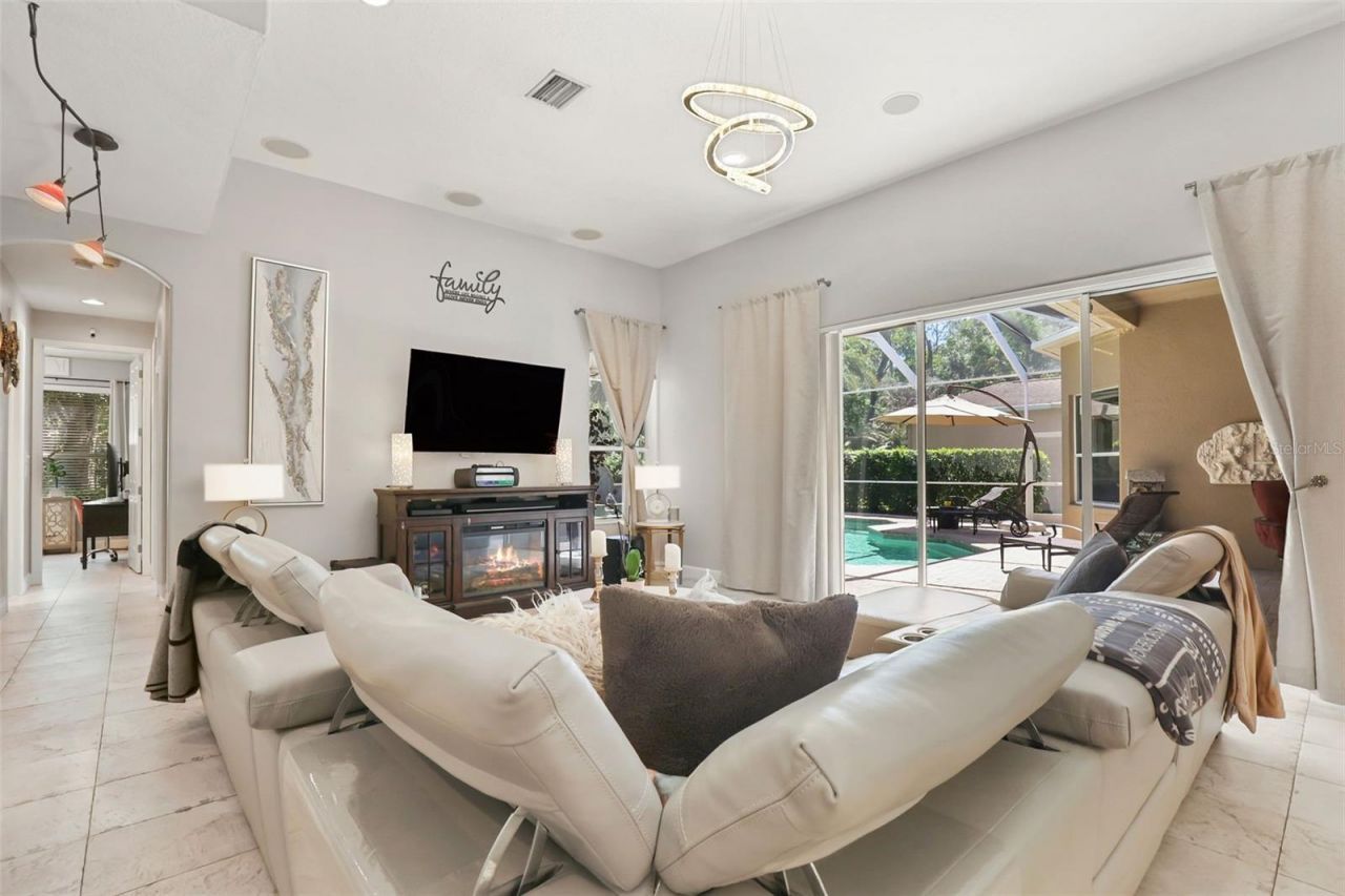 27608 Pine Point Drive , Wesley Chapel, FL 33544 Photo