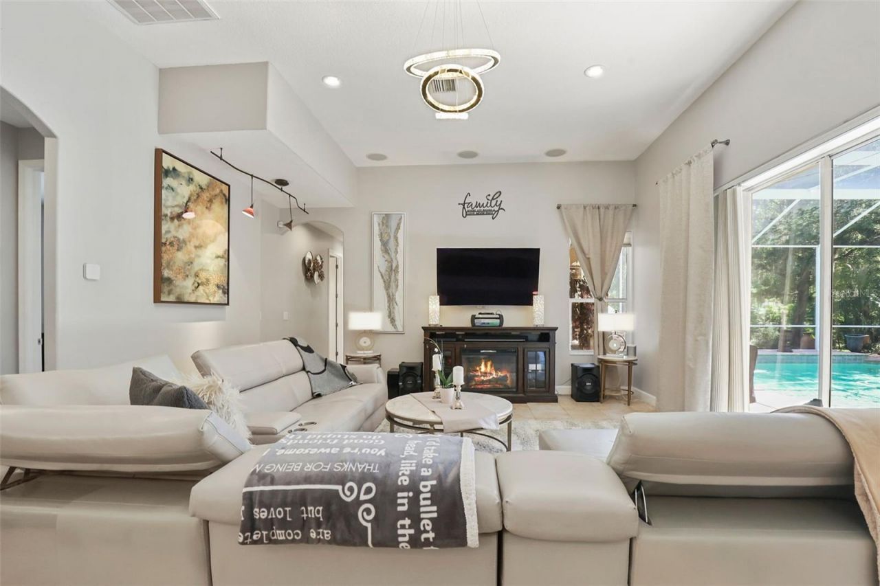 27608 Pine Point Drive , Wesley Chapel, FL 33544 Photo