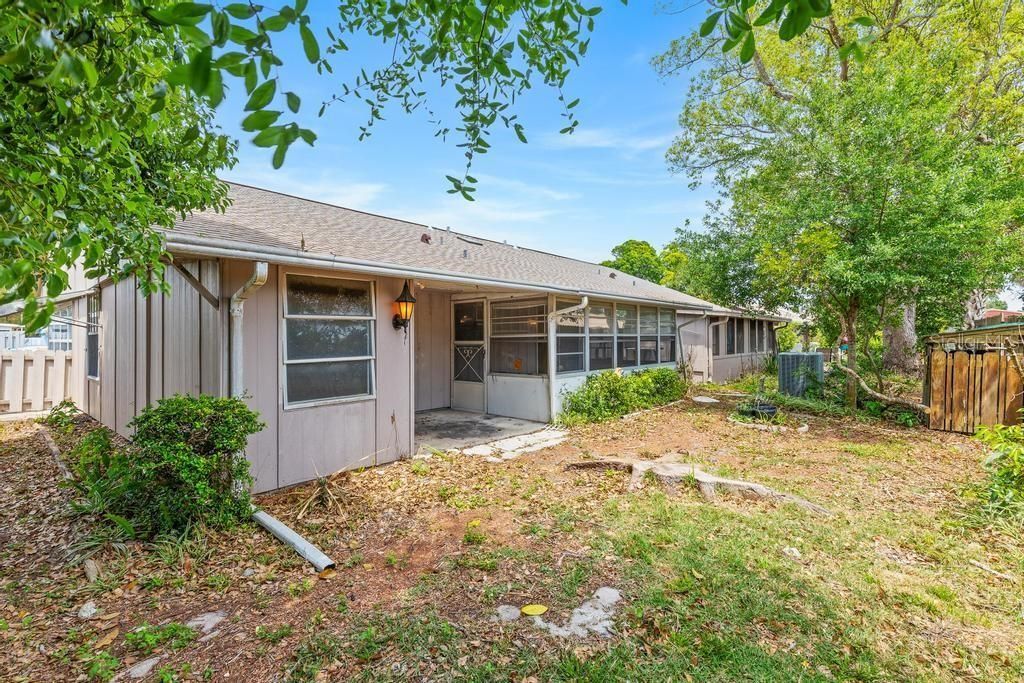 33 Sandra Circle, New Smyrna Beach, FL 32168 Photo