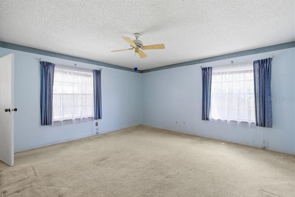33 Sandra Circle, New Smyrna Beach, FL 32168 Photo
