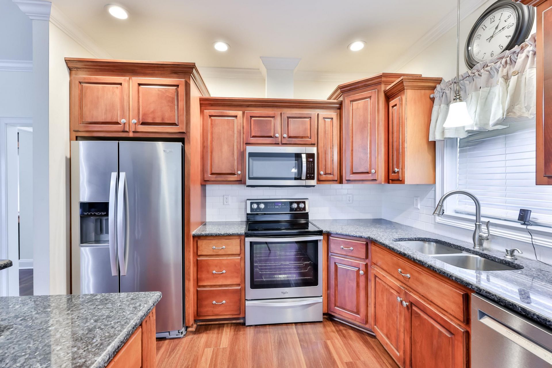 813 Sisters Rd.  Photo 5