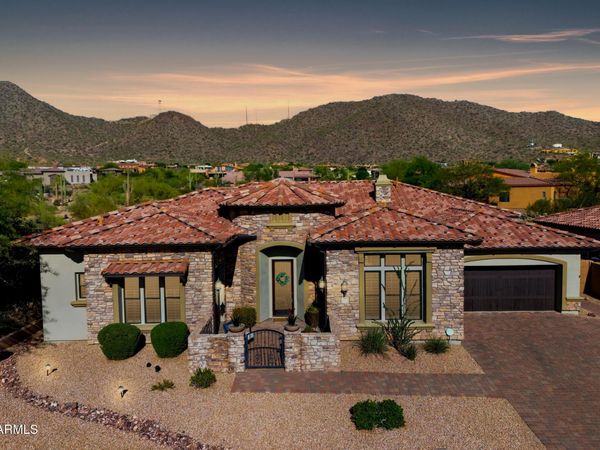 4157 N HIGHVIEW, Mesa, AZ 85207