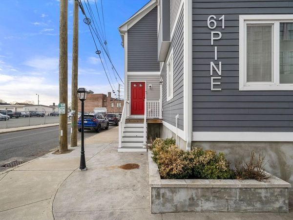 61 Pine St, Unit 7, Attleboro, MA 02703