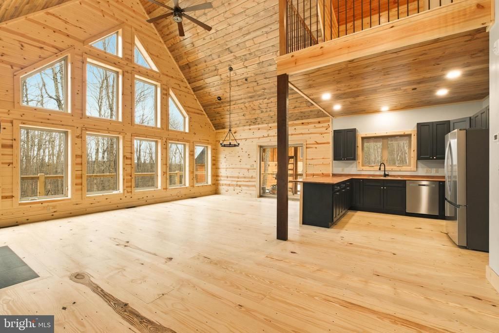 1 NATURE RUN , MC HENRY, MD 21541