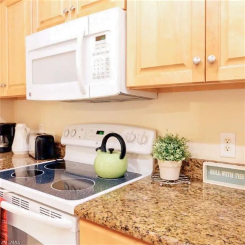 13100 Bella Casa Cir , Unit 337, Fort Myers, FL 33966 Photo