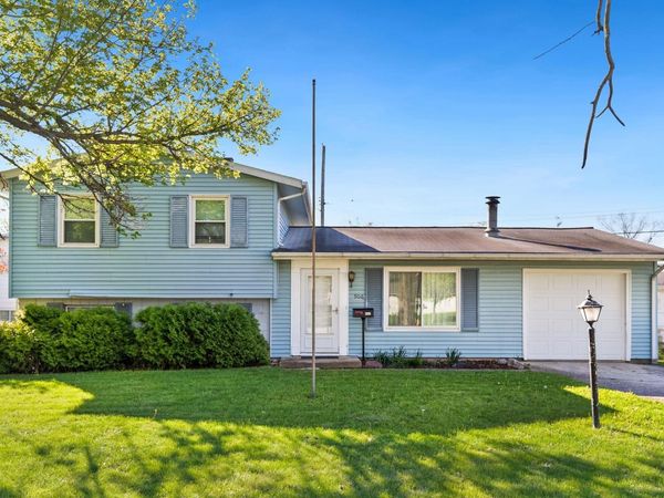 906 Buckingham Drive, Fort Wayne, IN 46825