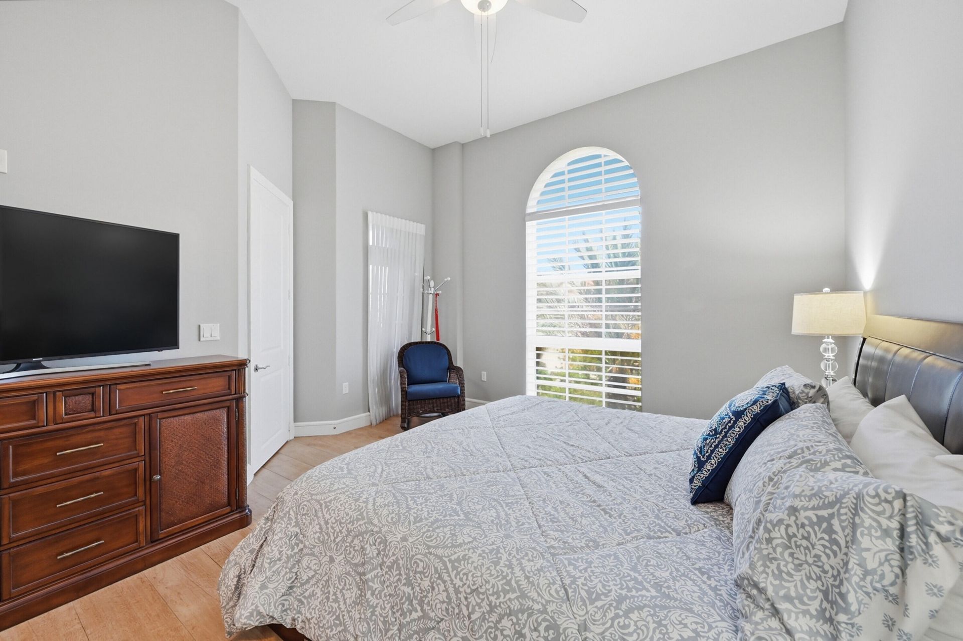 4445 El Mar Drive, Unit 2414, Lauderdale by the Sea, FL 33308 Photo