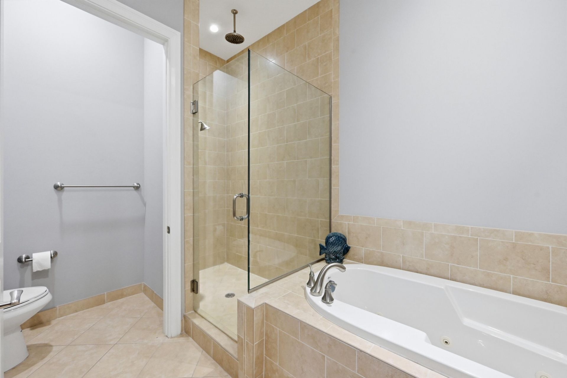 4445 El Mar Drive, Unit 2414, Lauderdale by the Sea, FL 33308 Photo