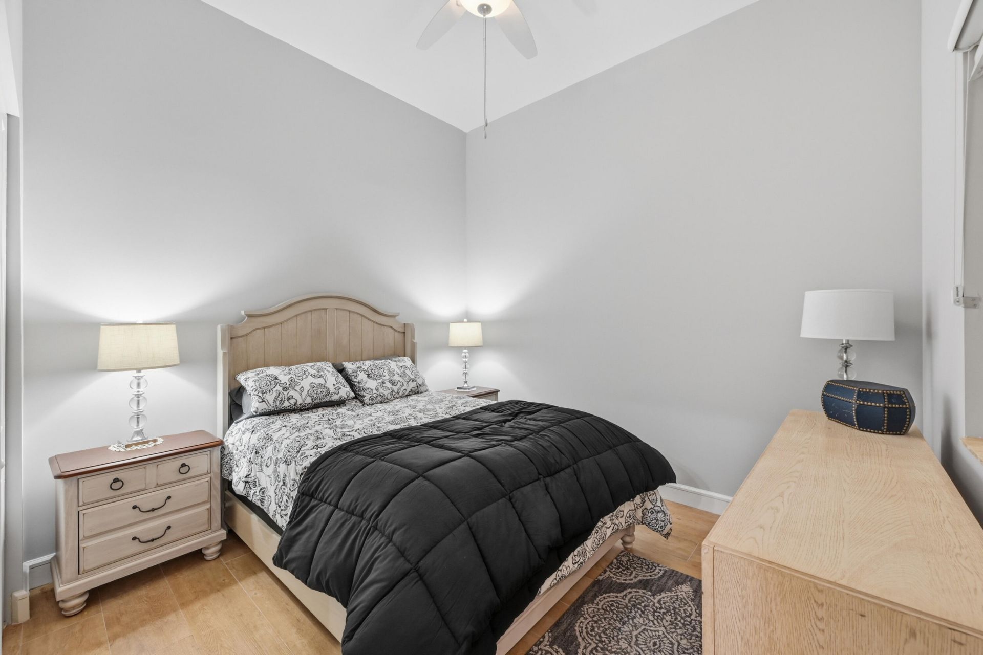 4445 El Mar Drive, Unit 2414, Lauderdale by the Sea, FL 33308 Photo