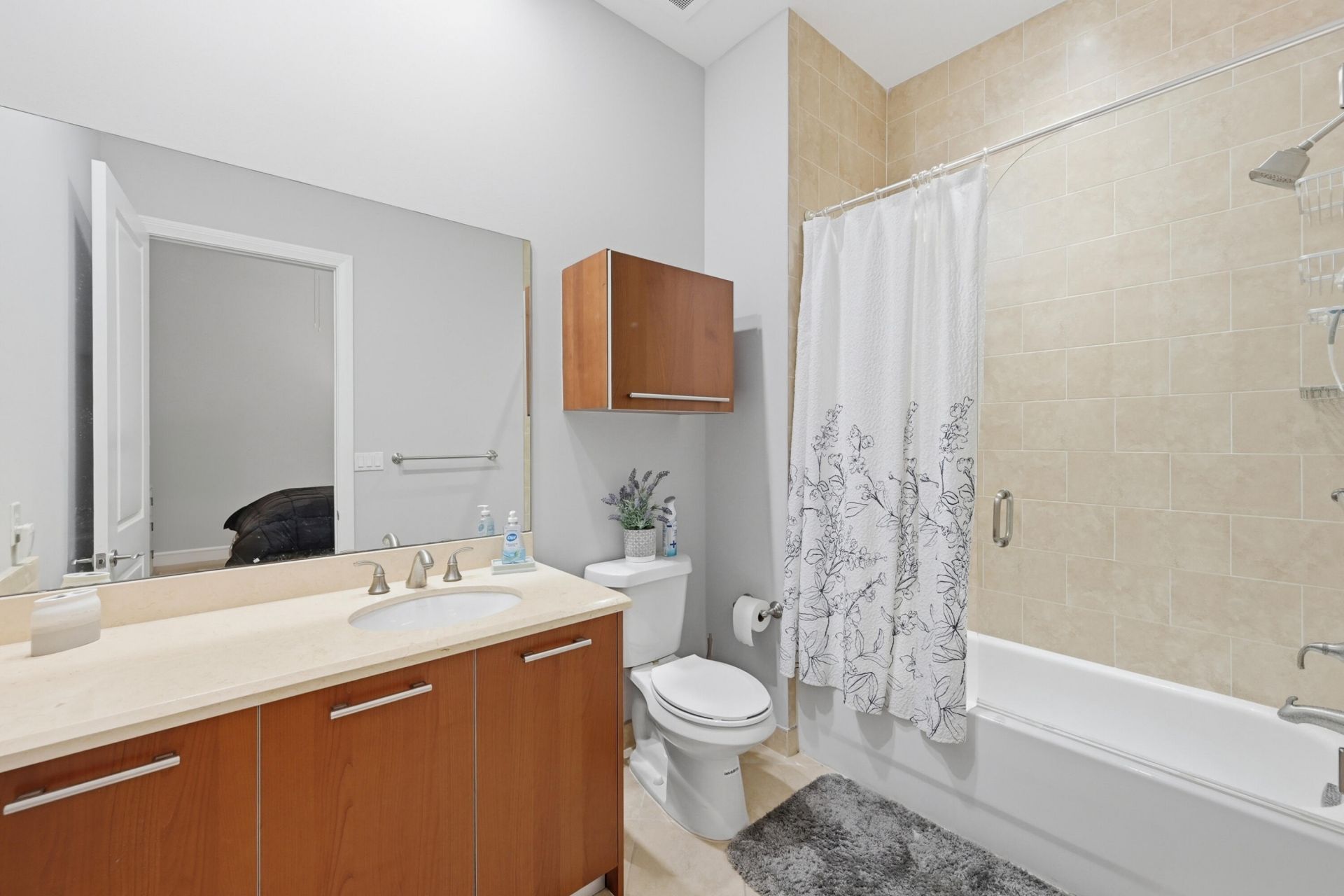 4445 El Mar Drive, Unit 2414, Lauderdale by the Sea, FL 33308 Photo